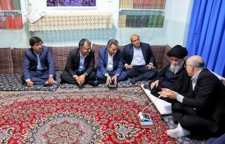 برخورد با دانه درشت هایی كه مالیات نمی دهند قاطعانه باشد